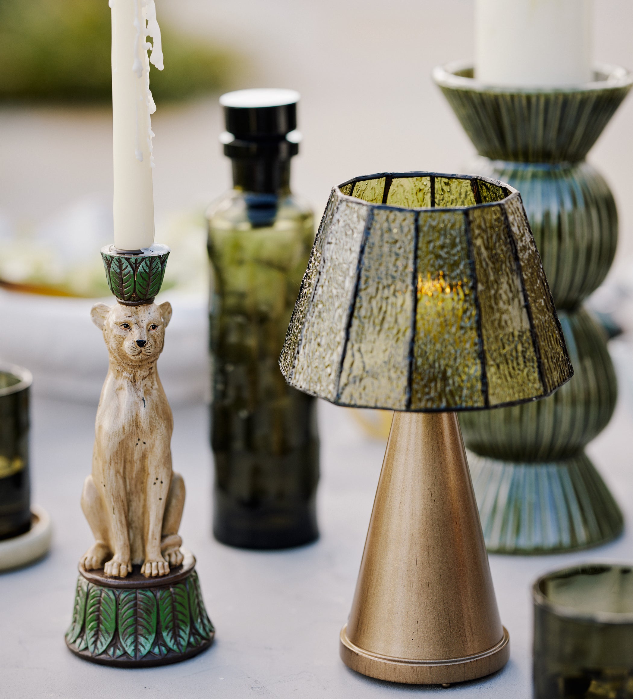 Mosaica Wireless Table Lamp and Shade - Green
